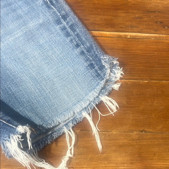 Citizens Distressed Denim Shorts size 29 - Picture 2 of 9